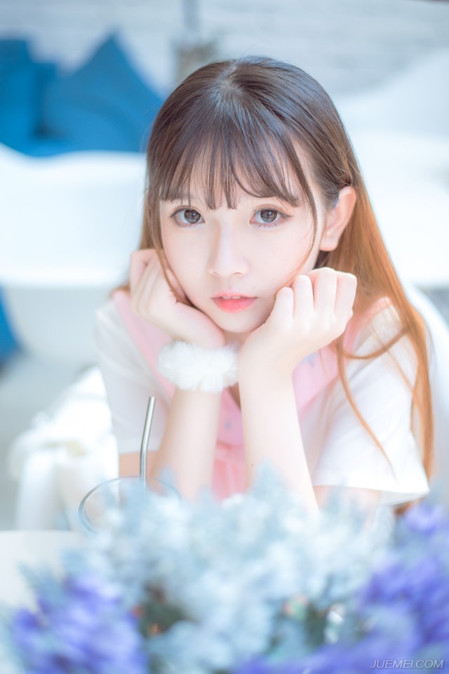 命运给你一个较低的起点，是想让你用你的一生去奋斗出一个绝地反击的故事。这个故事关于独立，关于梦想，关于勇气，关于坚忍。
